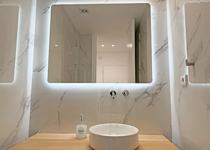 Delmar Waterfront Apartament